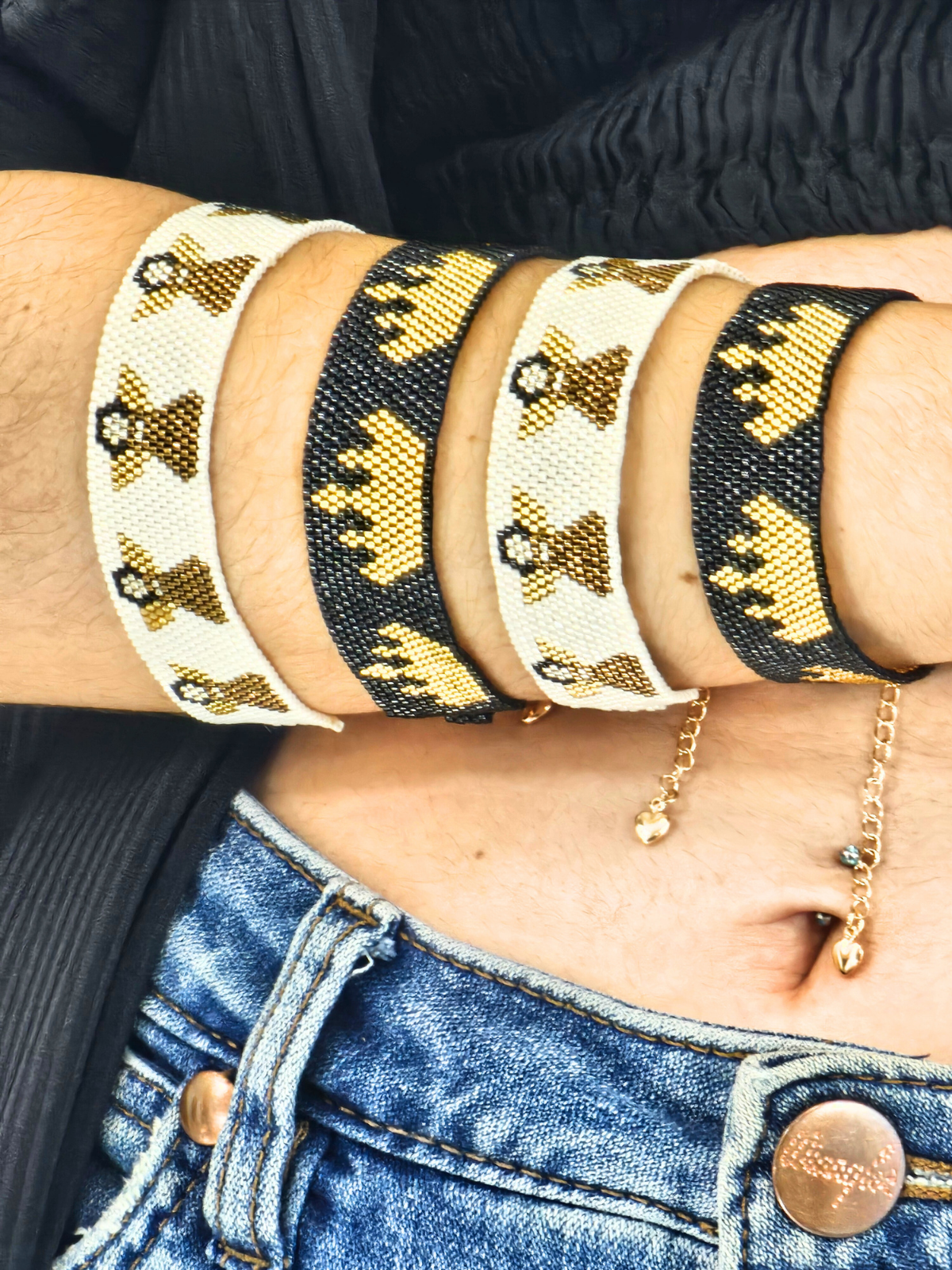 Wixarika Miyuki Beaded Bracelets – Handmade Mexican Huichol Jewelry "Corona"